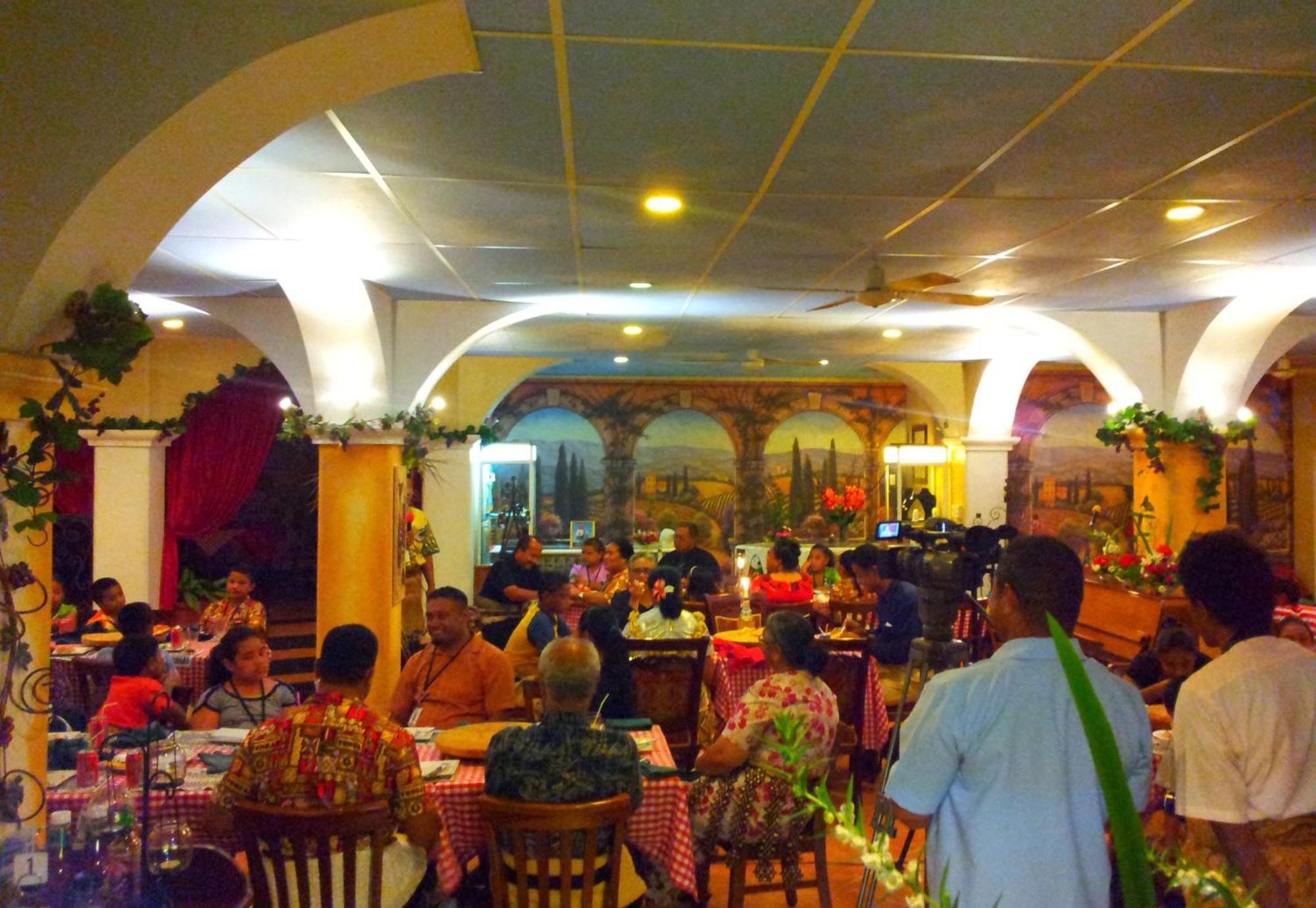 Little Italy Hotel Нукуалофа Экстерьер фото