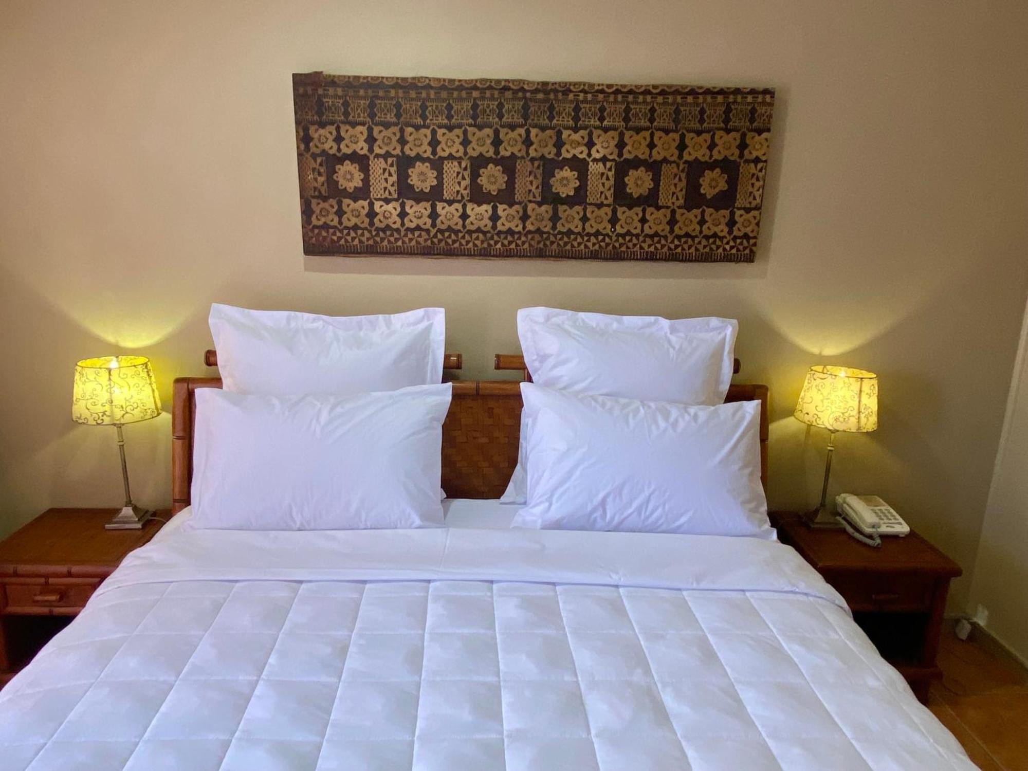 Little Italy Hotel Нукуалофа Экстерьер фото