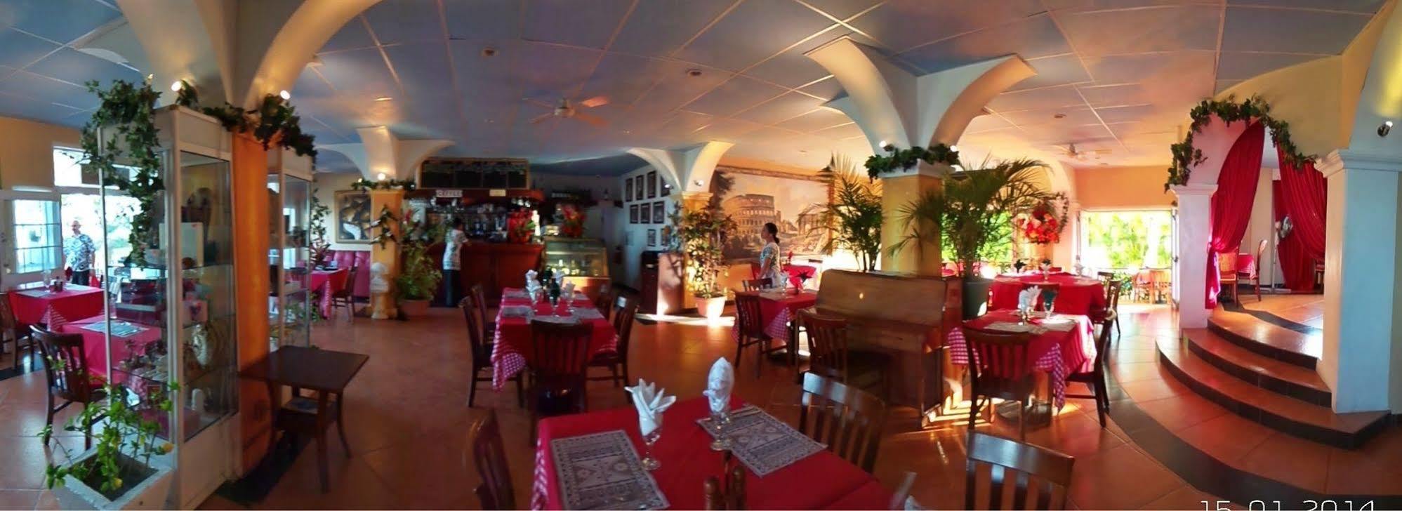 Little Italy Hotel Нукуалофа Экстерьер фото